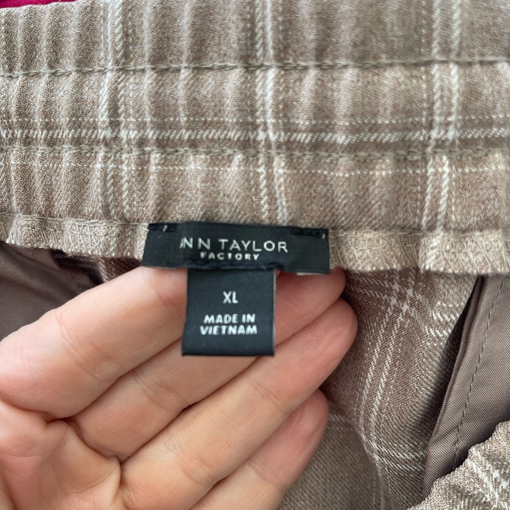 Ann Taylor Factory XL Windowpane Plaid Pull-On Pants Taupe Elastic Waist Pockets - Picture 6 of 7
